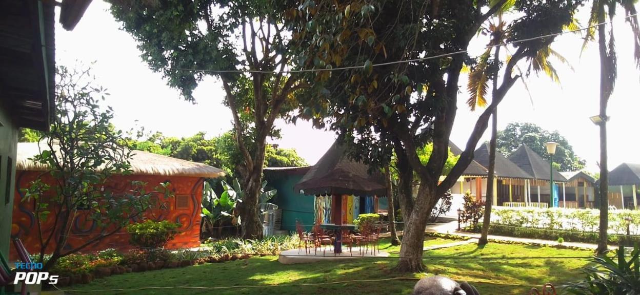 Village Noah Yaoundé Eksteriør bilde